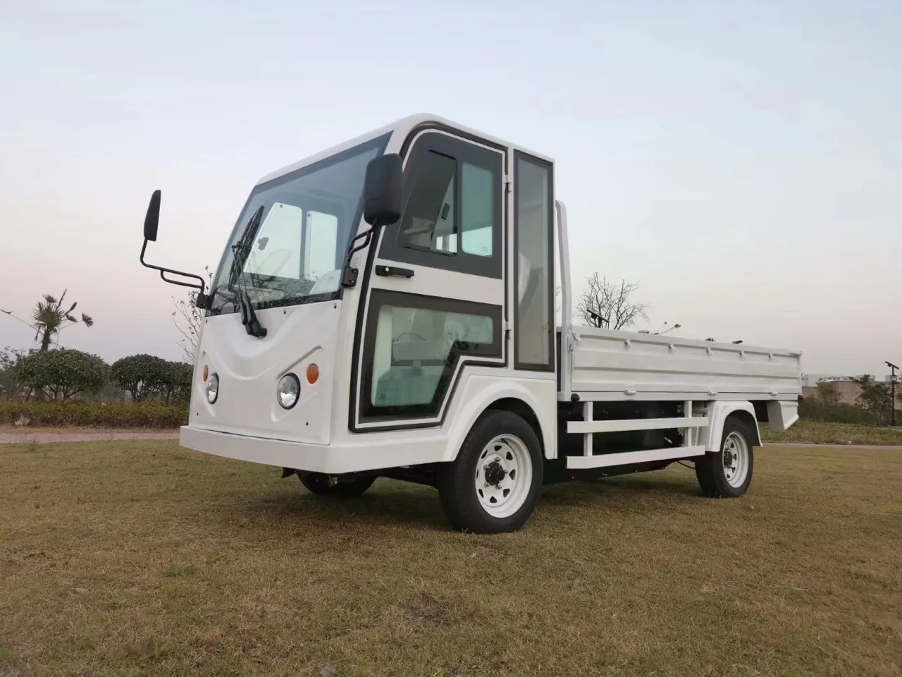 Electric Industrial Vehicles